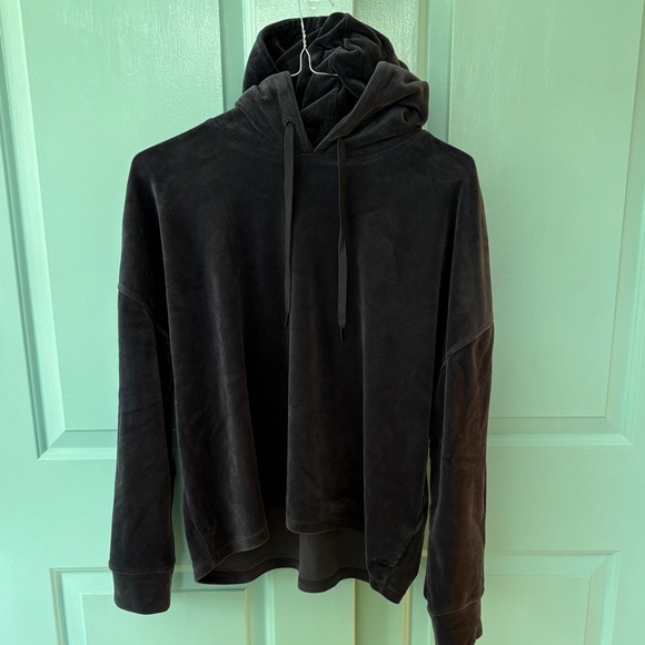 Dkny Tops - DKNY Sport Navy Blue Velour Hoodie